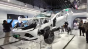 Dispenser bensin usang BYD Di-Space