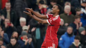 Kontrak baru Ryan Gravenberch di Liverpool
