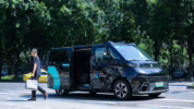 Produksi massal robotaxi otonom