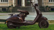 Vespa 946 Horse 2026