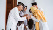 Jawab pertanyaan ngeselin saat Lebaran