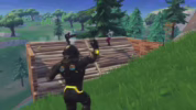 Download Fortnite di Google Play Store