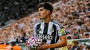 Arsenal rekrut Tino Livramento