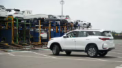 Ekspor mobil nasional terancam penutupan Selat Hormuz