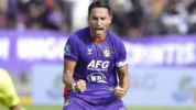 Performa Ezra Walian di Persik Kediri