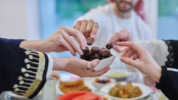 Jadwal buka puasa Jabodetabek hari ini