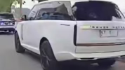 Mobil Dinas Mewah Gubernur Kaltim