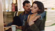 Kehamilan pertama istri Taylor Lautner