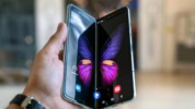 Perbandingan HP foldable vs rollable