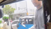 Preman Tanah Abang palak sopir bajaj