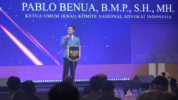 Pablo Benua serahkan bantuan Rp1 miliar