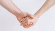 Sains di balik love languages