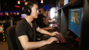 Warnet Jakarta untuk war tiket
