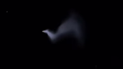 Cahaya misterius di langit Bali
