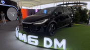 mobil hybrid BYD M6 DM