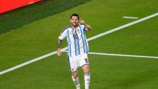 alasan Lionel Messi menangis