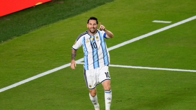 alasan Lionel Messi menangis