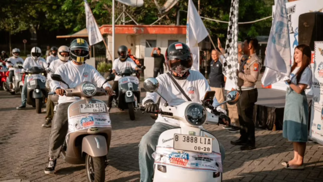 touring Vespa Amazing Ride 2026