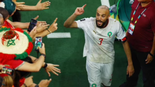 rencana pensiun Noussair Mazraoui