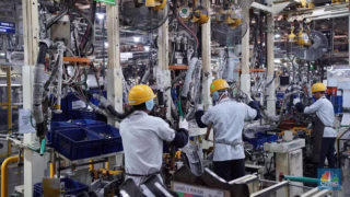 perusahaan otomotif Jepang hengkang