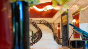 staycation mewah di Surabaya
