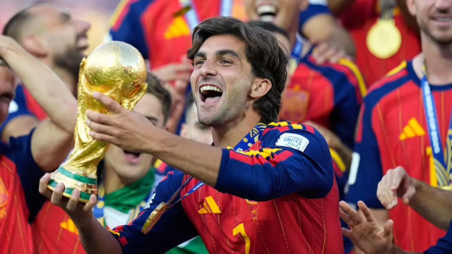 Transfer Julian Alvarez ke Barcelona