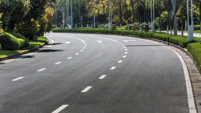 ledakan mobil listrik di China
