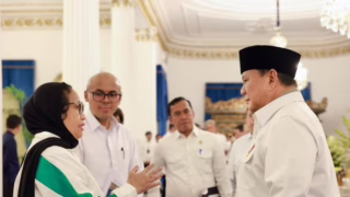 Naniek Deyang Mundur Kepala BGN
