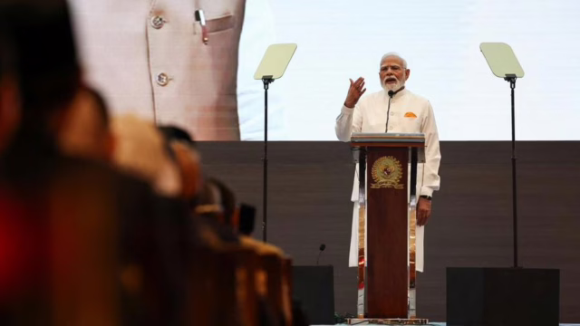 pidato perdana Narendra Modi di DPR