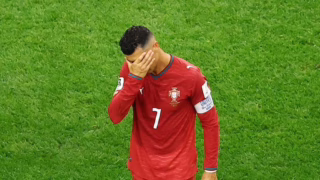 potret sedih Ronaldo Portugal kalah